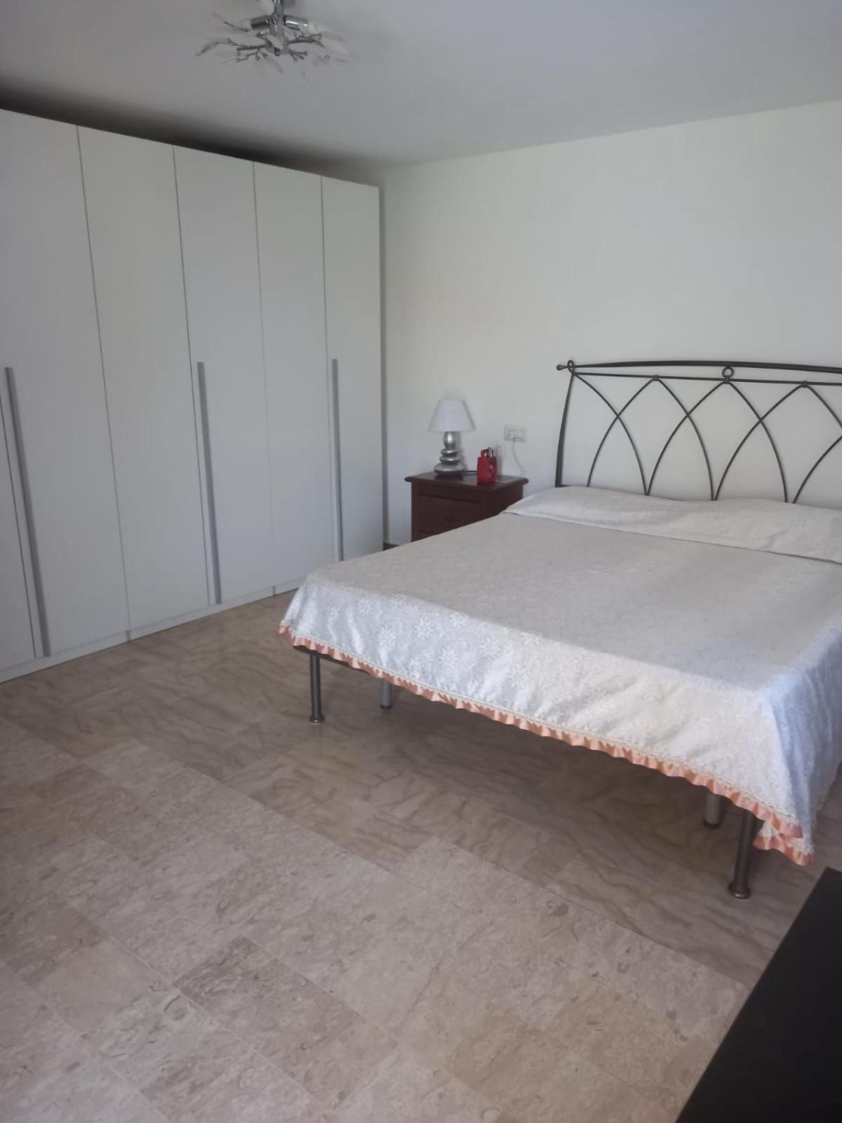 Guesthouseminturnoit Lucia Sparagna Extérieur photo